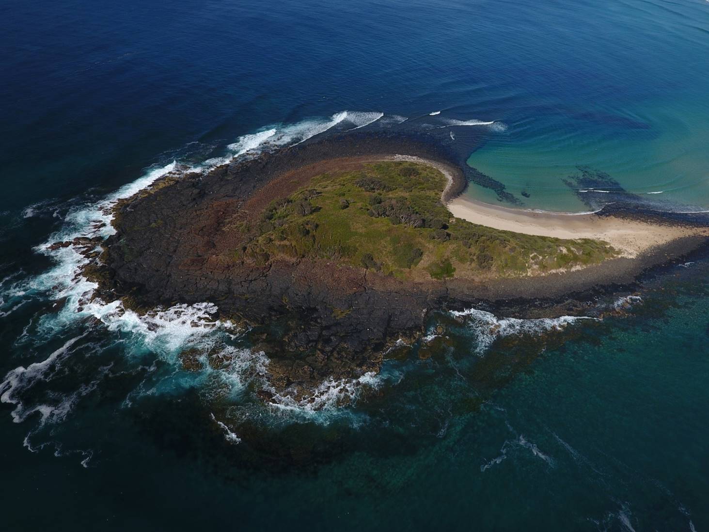 GREEN ISLAND FROM THE NORTH