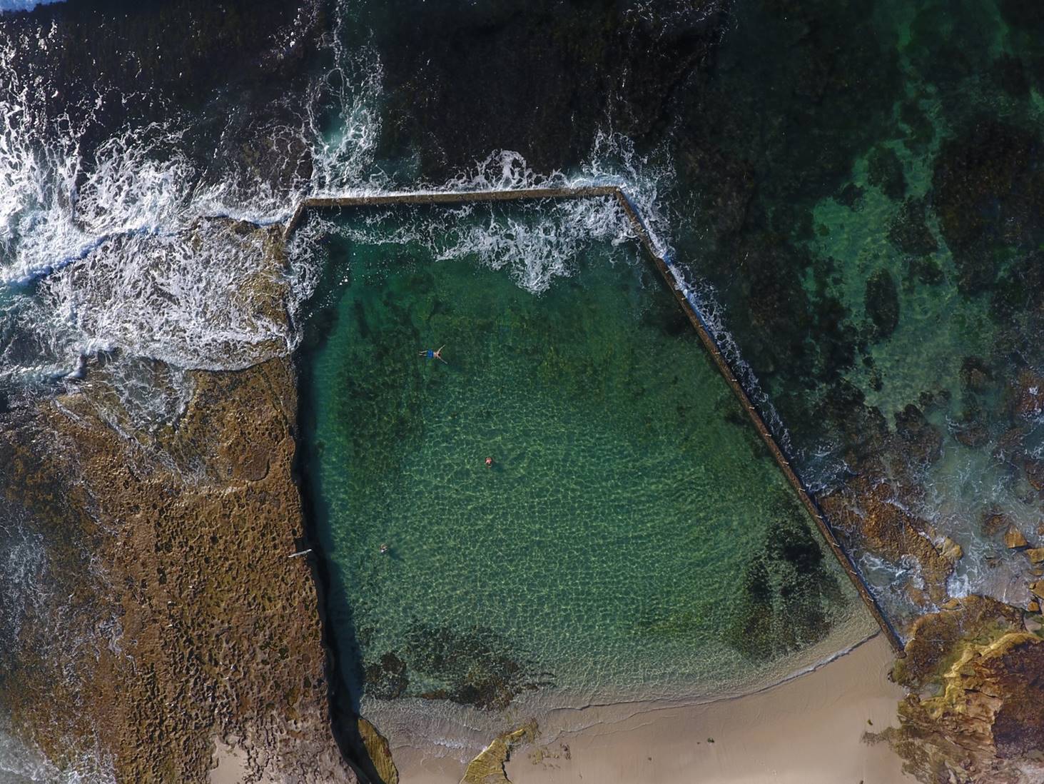 OAK PARK ROCK POOL